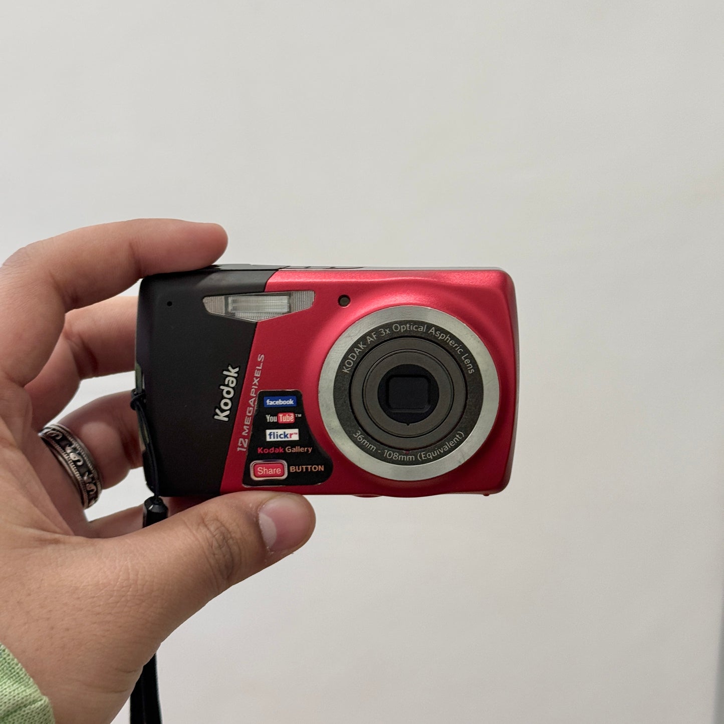 KODAK EASYSHARE M530