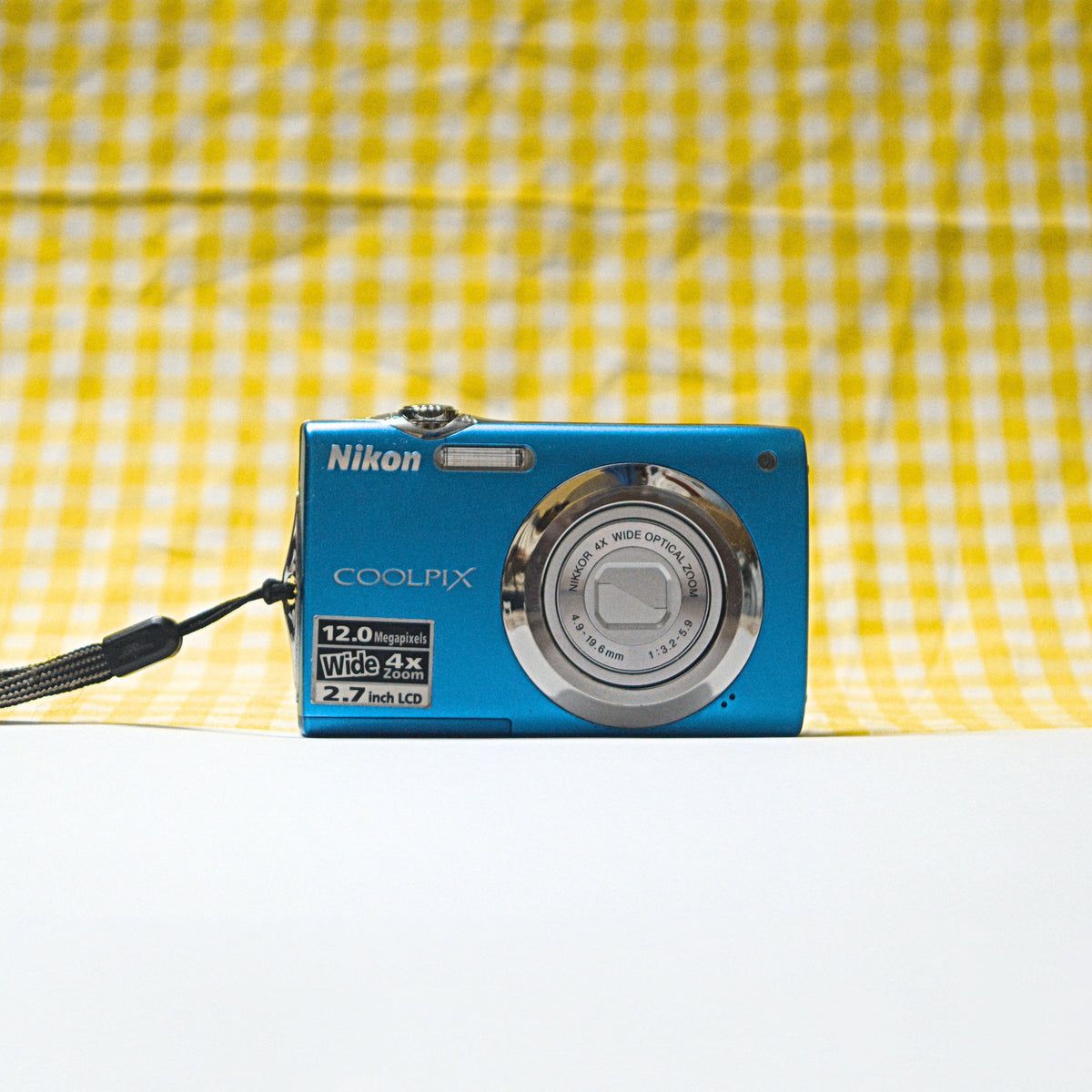 NIKON COOLPIX S3000