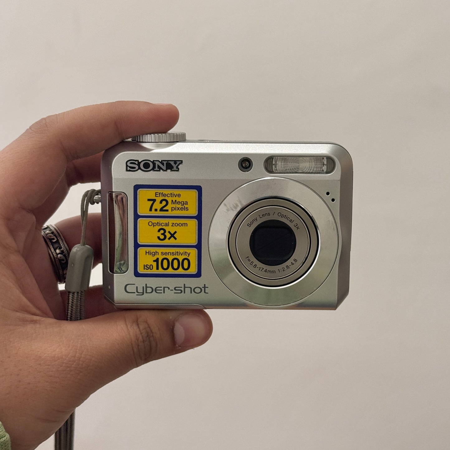 SONY CYBERSHOT S650
