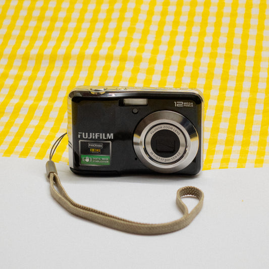 FUJIFILM FINEPIX AV100